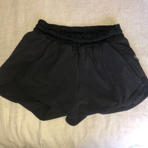 Lulu black shorts